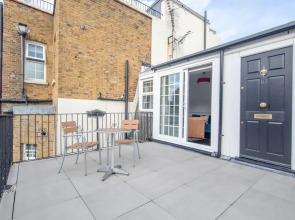 Charming 1 Bedroom Apartment in the Heart of Greenwich