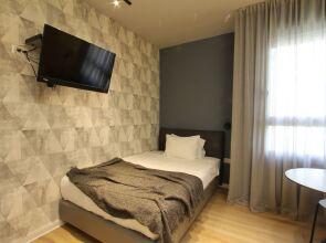 Solo STU apt TAU By Sea N Rent - C Bldg.