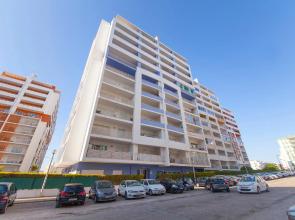 B44 - Alto do Quintao Central Apartment