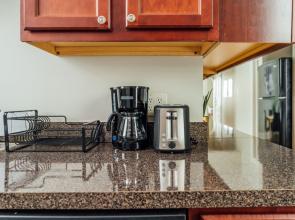 Sophisticated 2BR in Wrigleyville