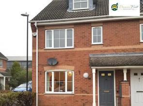 3 Bedroom 2 Bath House By Passionfruitproperties Close To Coventry City Centre - Free Wi-Fi, Driveway And Garden - 8RWC