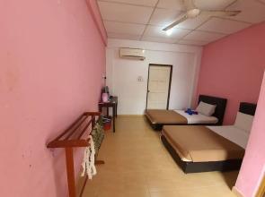 OYO 90410 D'Geting Beach Resort