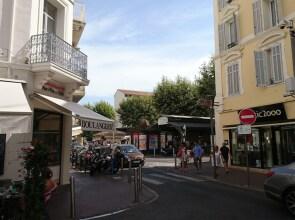 T2 3étoiles 4min Palais des Festivals