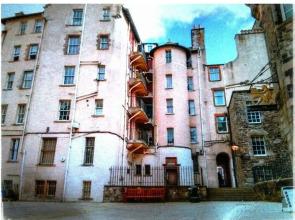 JOIVY Royal Mile Tower Apartment