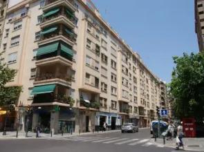 Apartamentos FV Flats Valencia - Mestalla 9