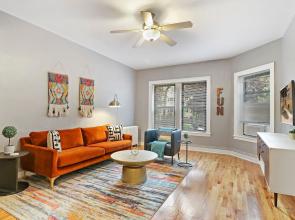Cozy Modern 1BR Apt in Boystown