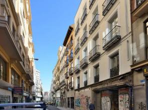 nQn Aparts & Suites Madrid