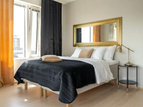 10th floor studio with a great location