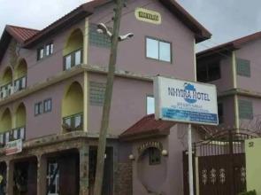 Nhyira Hotel