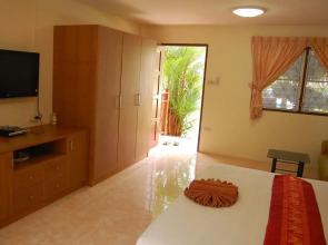 Sirikarn Residence and Luxury Apartments