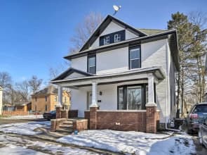 Pet-friendly Home Rental Near Notre Dame!