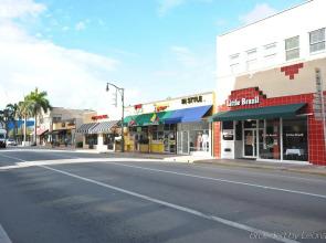 Crystal Beach Suites Miami Oceanfront Hotel