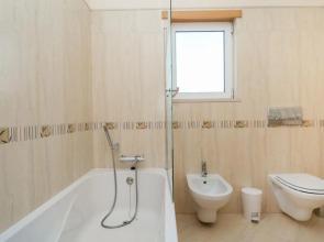 Villa Linda, Alto da Ria