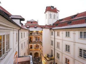 Iron Gate Hotel & Suites Prague by BHG