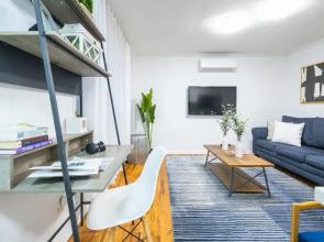 26-1c New 1BR Gramercy W D Shared Outdoor