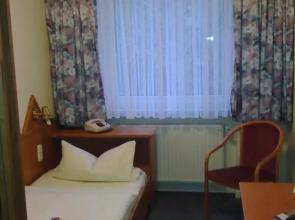 Autobahn Hotel Pfungstadt Ost