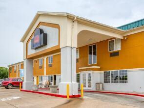 Motel 6 Tulsa, OK - Airport