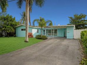 Aqua House in Fort Lauderdale