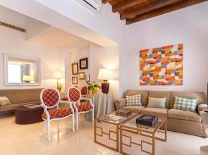 Amazing 4bd house with terrace near Cathedral. Mateos Gago VI