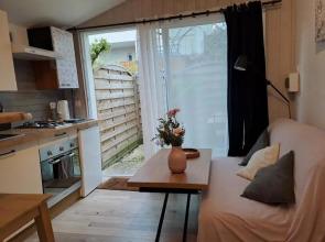 Joli Studio Au Calme Dans Un Jardin Privatif