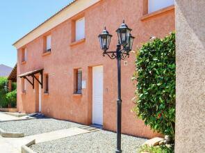 House With 2 Bedrooms in Prunete, With Pool Access and Terrace - 200 m