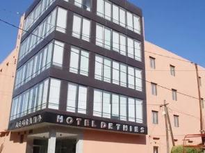 Le Grand Hôtel de Thies