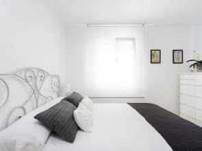 Home2Book Elegance City Center Apartment