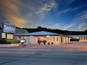 Travelodge Cleveland Lakewood