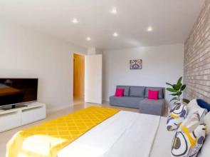 ZebraHome on Primorsky Boulevard