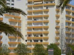 RH 3 Castelos Rocha Beach Apartment