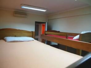 Lisbon Landscape Hostel