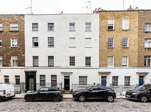 Fitzrovia Townhouse Apartment