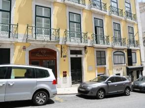 Lovelystay - Chiado 3Bedroom Wonder