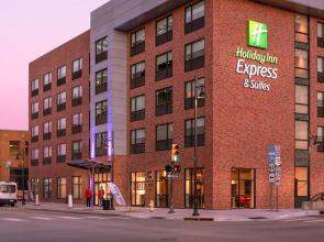 Holiday Inn Express & Suites Tulsa Downtown By Ihg