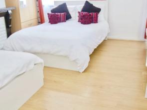 CN Apartments - Near Canary Wharf