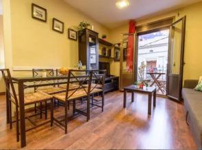 RamblasRentals Cozy Renovated 2BR with Balcony Lift 20M Rambla - Parking - Wifi