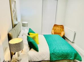 Stunning 2-bed Apartment in Barking