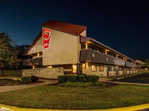 Red Roof Inn Columbia, MO