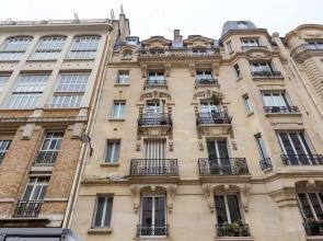 Luxury and Spacious Apartment in the Heart of Paris