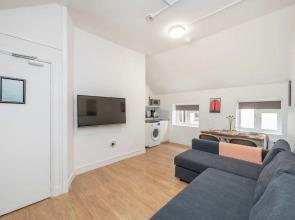 The Cutesy - Fitzrovia - by Frankie Says