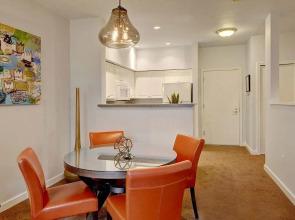 Belltown Court South