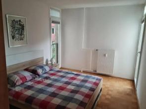 Thomas apartment 028