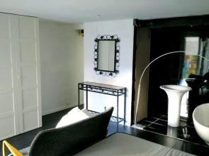 Apartment With 4 Bedrooms in València, With Terrace and Wifi - 5 km Fr