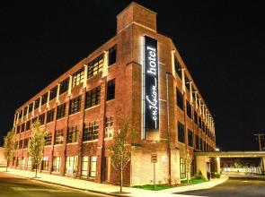enVision Hotel Boston Everett