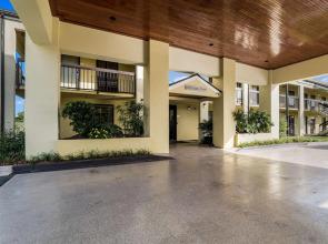 Quality Inn Coliseum