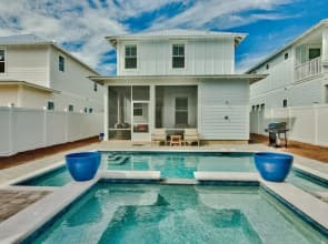 Sands Street Homes by Forehand Rentals