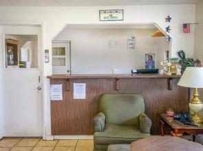 OYO Hotel Opp Al, Floral Hwy