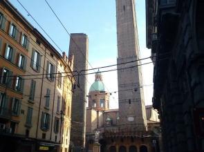 Bologna House Due Torri