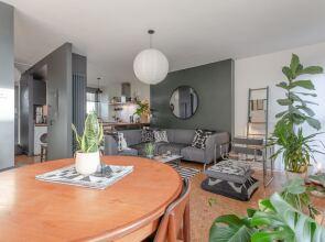 Arty 4 Bedroom Flat Minutes From Old Street