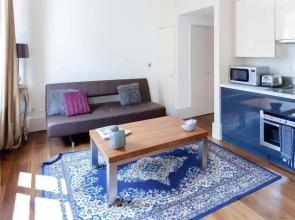 Uber A Stately Mayfair Residence